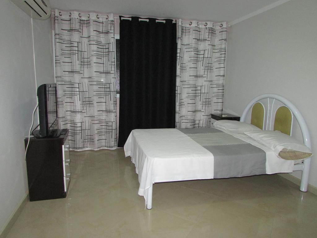Residencial Girassol, Lda Bed & Breakfast Sao Filipe Exterior photo